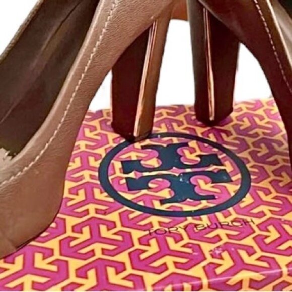 Tory Burch Peep Toe Quentin Landed Capra Fig Brown Leather Heels Size 8.5 - Picture 8 of 12
